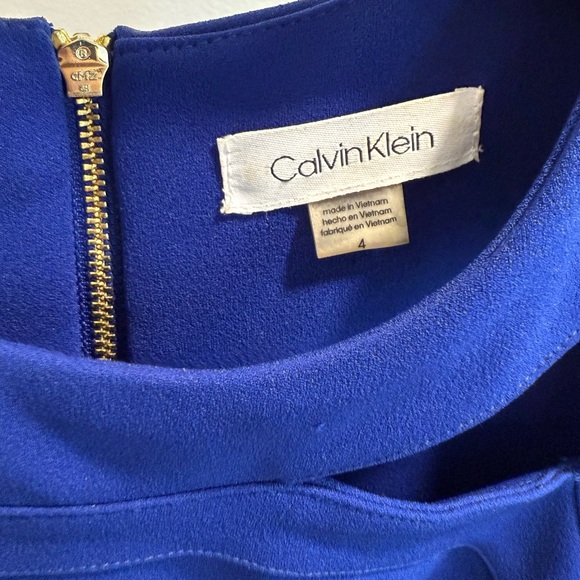 Blue dress - Picture 2 of 7